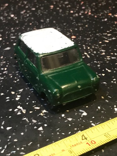 Corgi classic austin mini - corgi,