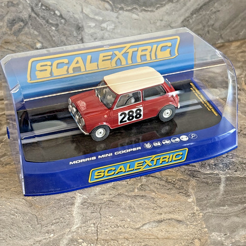 Cg51 scalextric c3485 morris - cg51:,